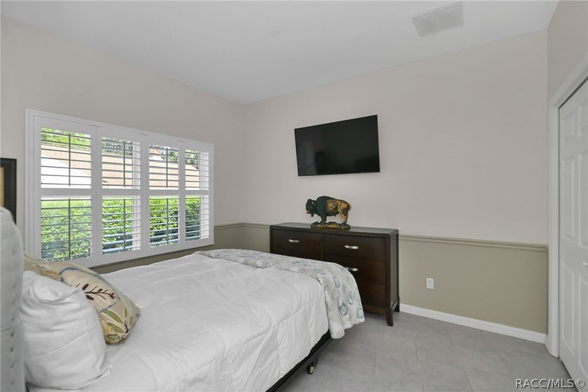 Welcome to this well-maintained 3 Bedroom, 2.5 Bath pool home - photo 35