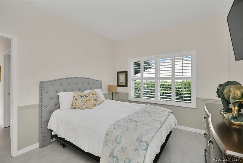 Welcome to this well-maintained 3 Bedroom, 2.5 Bath pool home - photo 36