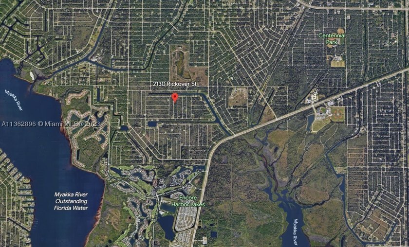 Great Opportunity to build your Dream Home in the Heart of Port - photo 3