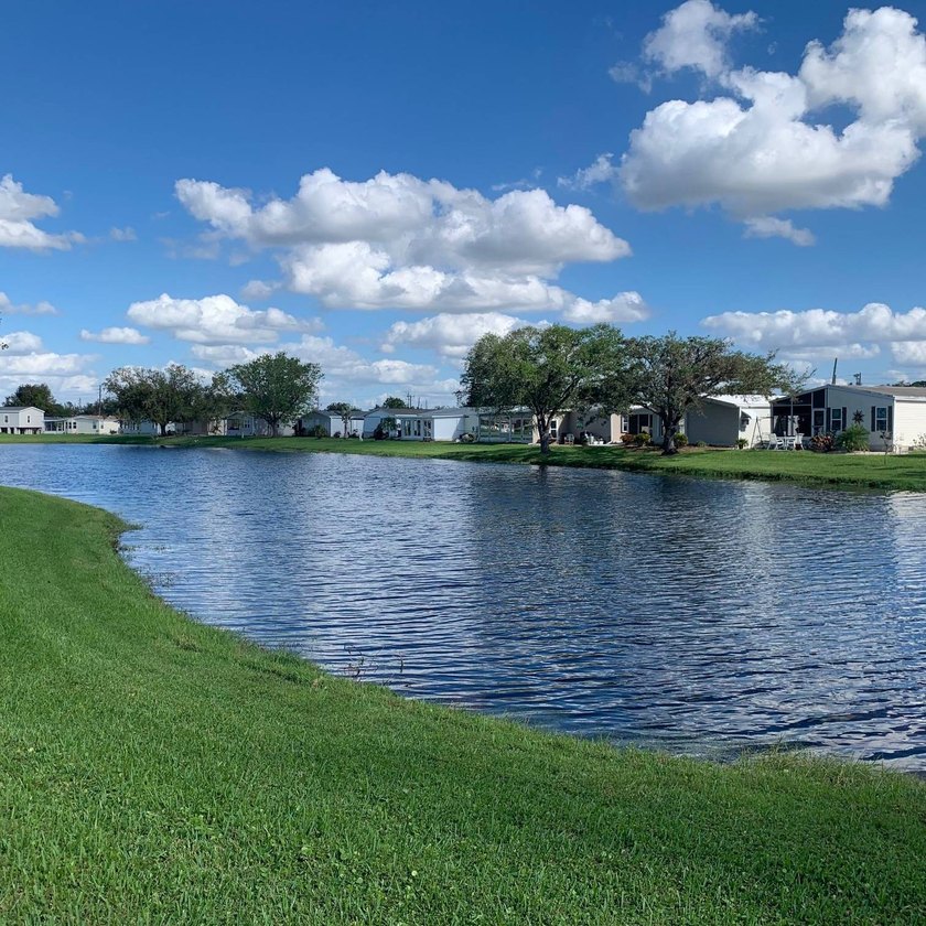 PRICE IMPROVEMENT!!! Beautifully Furnished 2 Bedroom, 2 Bath - photo 2
