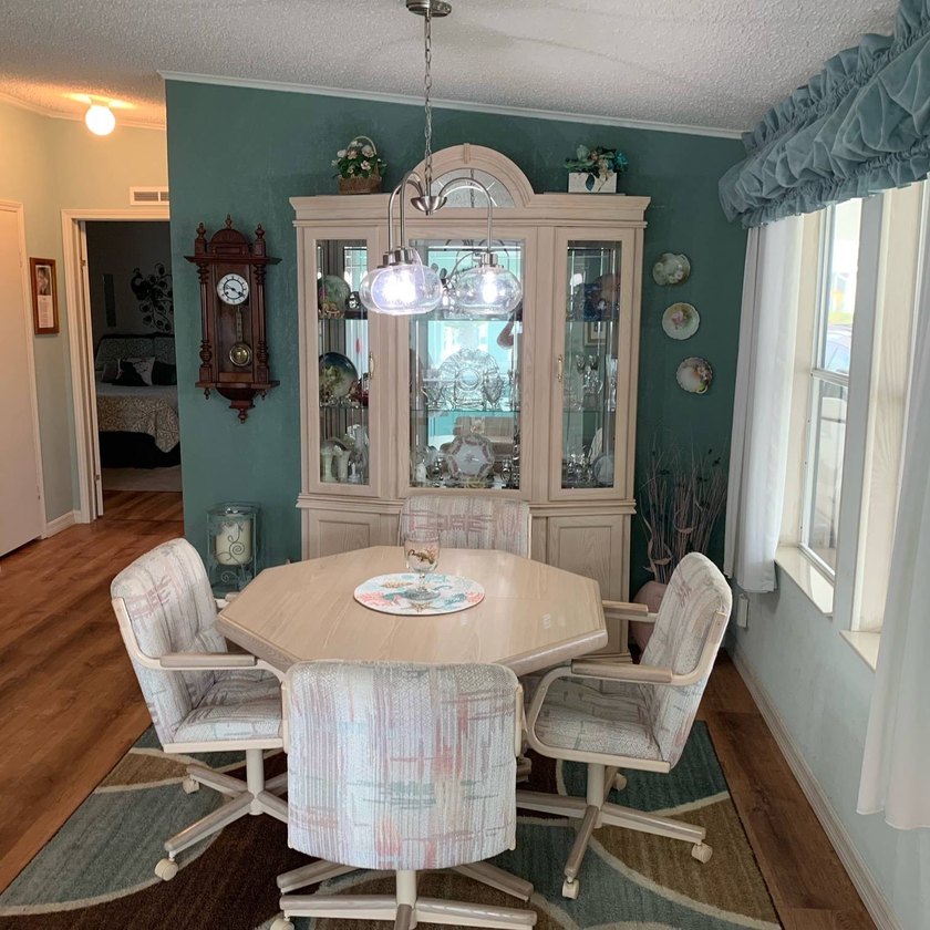 PRICE IMPROVEMENT!!! Beautifully Furnished 2 Bedroom, 2 Bath - photo 6