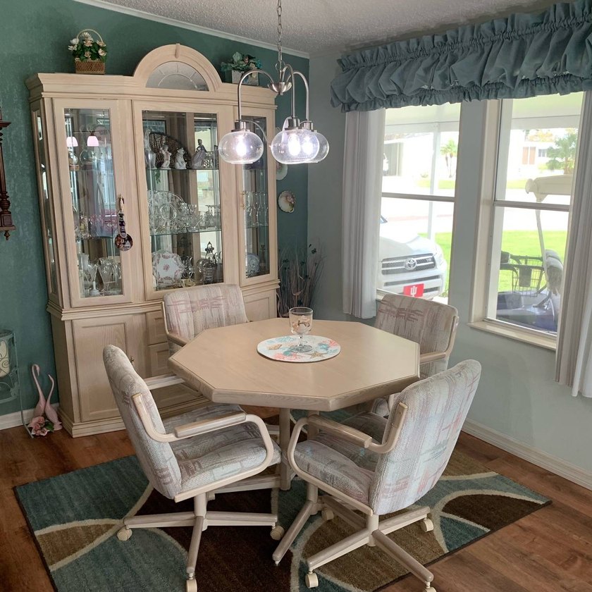 PRICE IMPROVEMENT!!! Beautifully Furnished 2 Bedroom, 2 Bath - photo 7