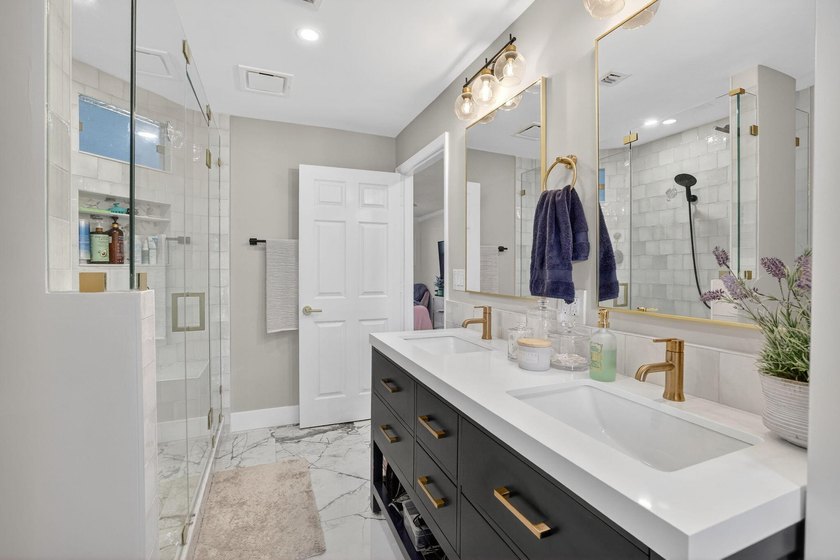 RARELY AVAILABLE and beautifully updated, 3- bed, 2- bath - photo 27
