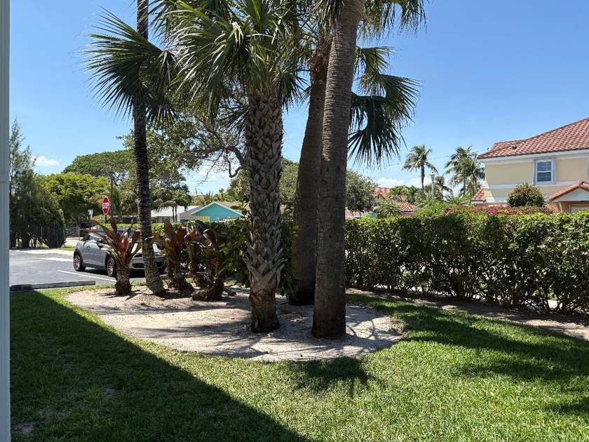 Experience effortless coastal living in this beautifully - photo 15