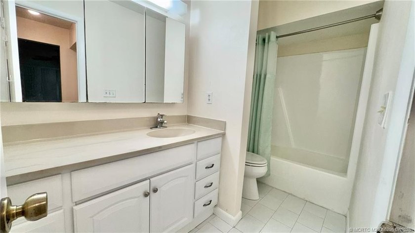 Welcome to this charming waterfront residence in Village Oaks - photo 23