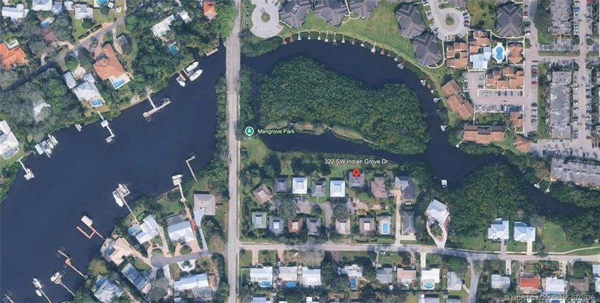 Welcome to this charming waterfront residence in Village Oaks - photo 27
