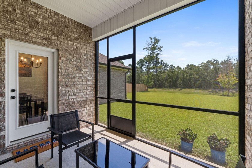 Welcome to this charming coastal cottage in the desirable - photo 49