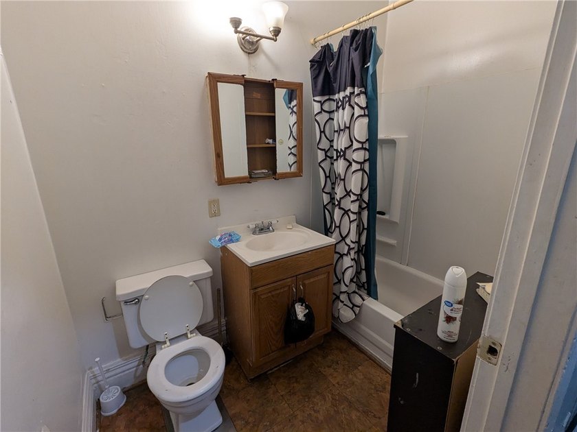 Great value-add DUPLEX opportunity! Property sustained a house - photo 9