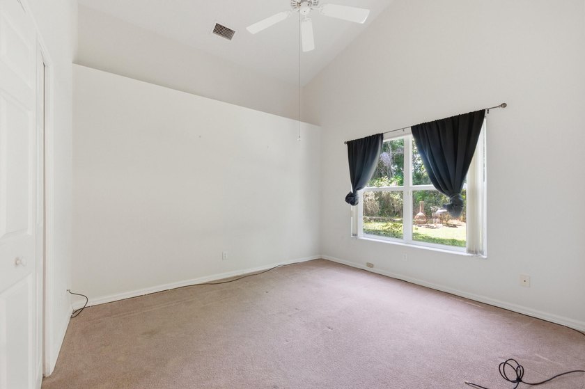 Investor or Fixer Upper Special. Selling as is. Conventional or - photo 14