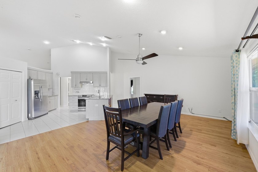 Investor or Fixer Upper Special. Selling as is. Conventional or - photo 22