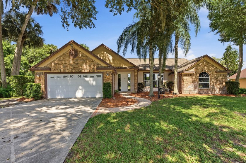 Investor or Fixer Upper Special. Selling as is. Conventional or - photo 37
