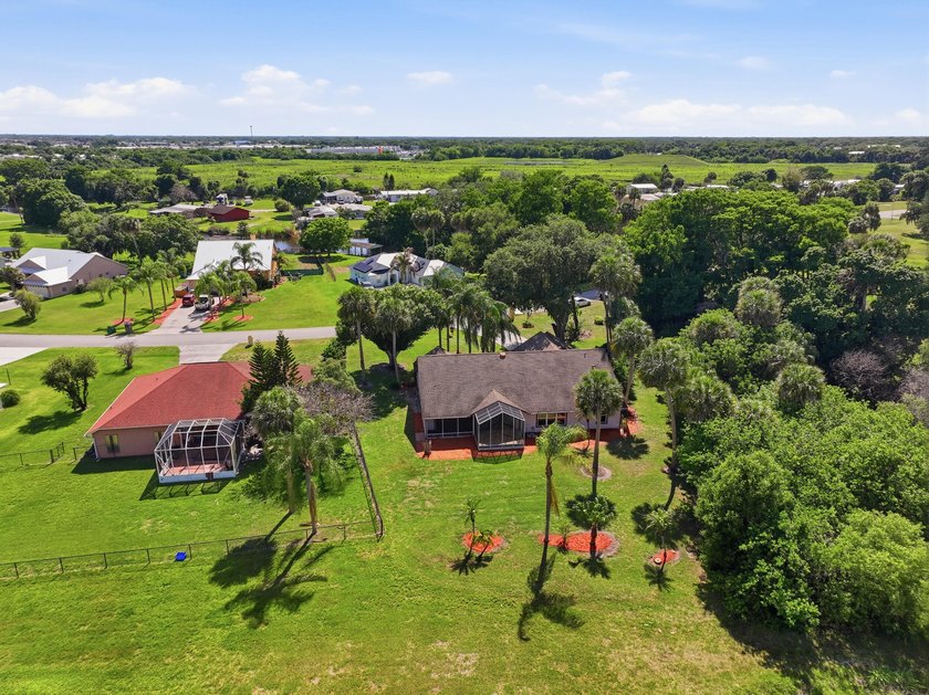 Investor or Fixer Upper Special. Selling as is. Conventional or - photo 46