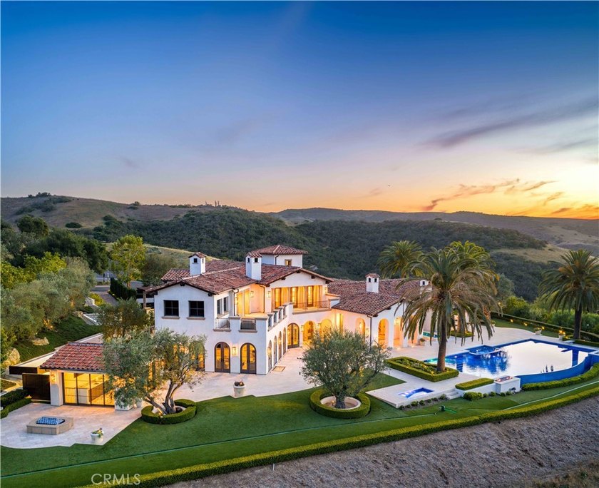 Located in Shady Canyon, Orange County's premier private golf - photo 12