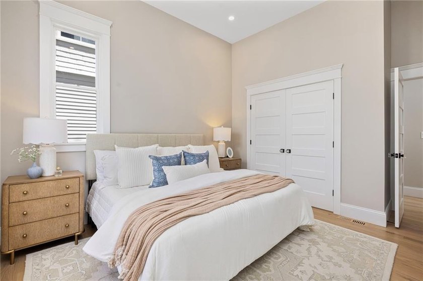 Nestled in the heart of Newport's Historic Hill, this newly - photo 12