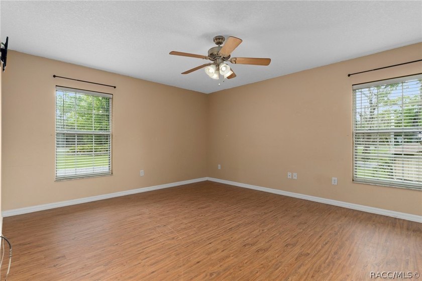 Welcome home to this charming 3-bedroom, 2-bath single-family - photo 16