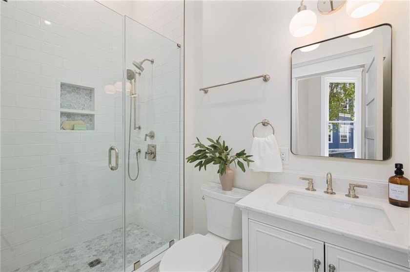 Nestled in the heart of Newport's Historic Hill, this newly - photo 19