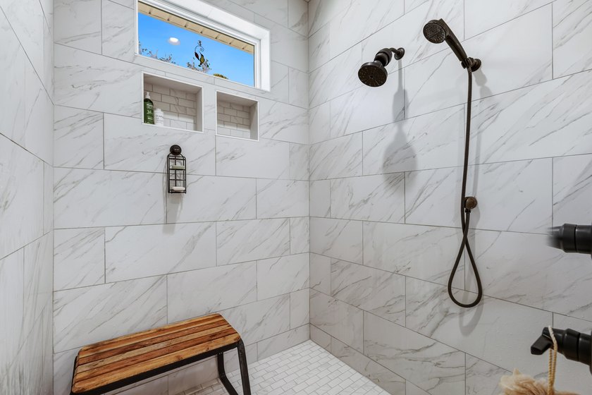 A must-see in Freeport! This 3-bedroom, 2-bath home with a flex - photo 25