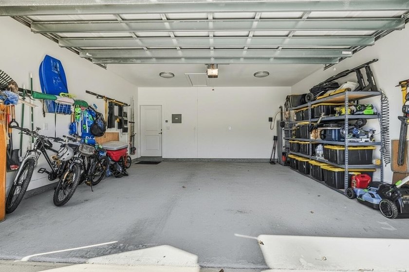 A must-see in Freeport! This 3-bedroom, 2-bath home with a flex - photo 36
