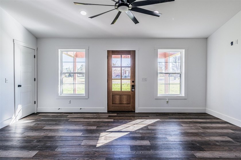 Experience the best of country living in this beautiful new - photo 2