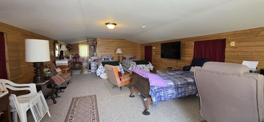 Heart of Les Cheneaux! Immaculate waterfront home on Snows - photo 15