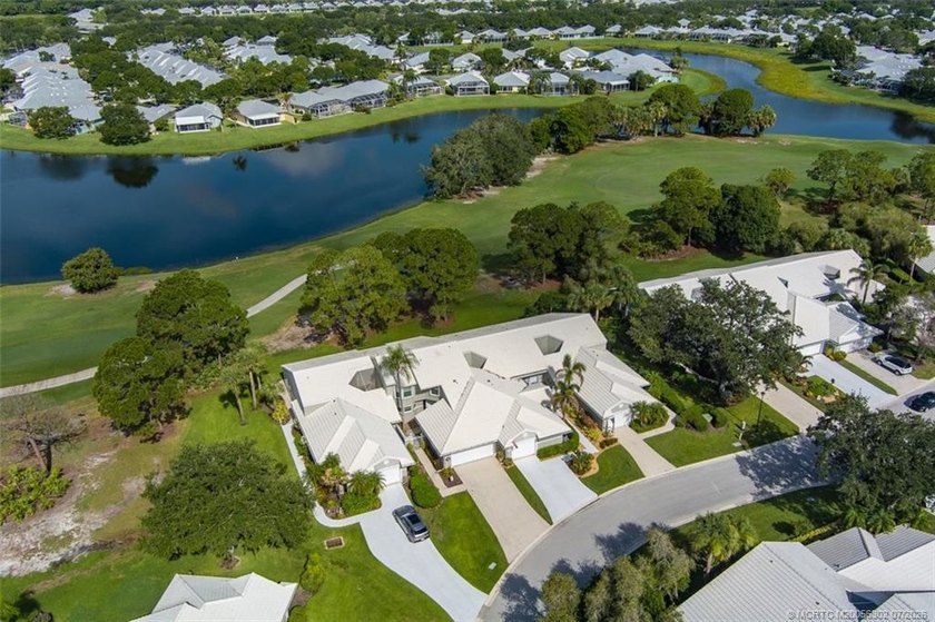 LOCATION! LOCATION! This home offers gorgeous views of LAKE and - photo 15