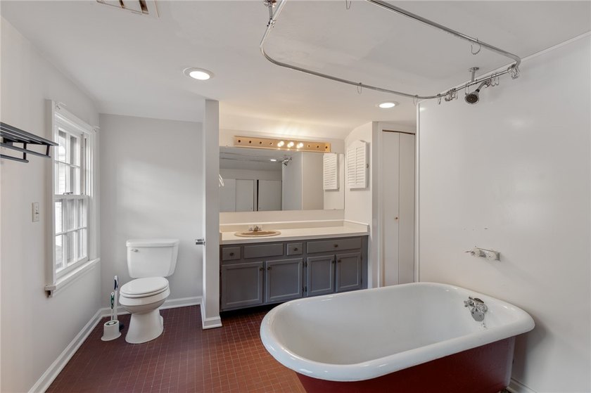 Transparent pricing/no delayed negotiations. Located in the - photo 26