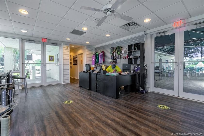 LOCATION! LOCATION! This home offers gorgeous views of LAKE and - photo 33