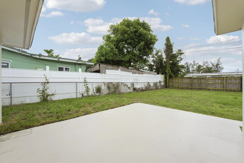 Completely renovated from top to bottom, this move-in ready home - photo 27