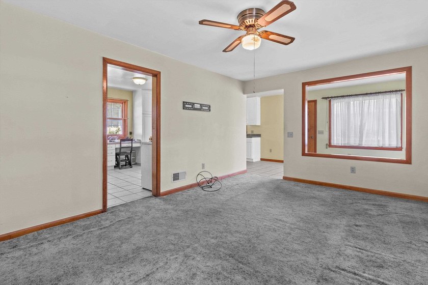 Welcome to 722 Christianson Avenue, a charming bungalow ranch in - photo 13