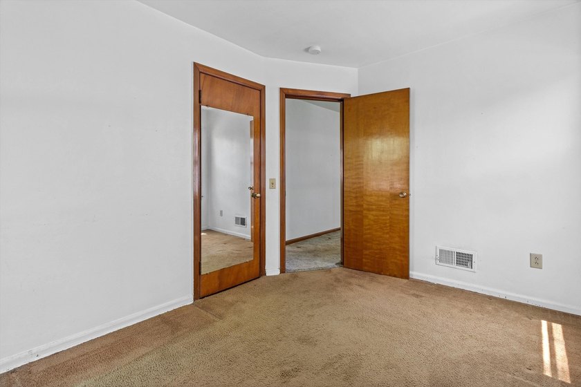 Welcome to 722 Christianson Avenue, a charming bungalow ranch in - photo 19