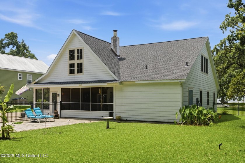 A Rare Gulf Coast Treasure Where Timeless Charm Meets Modern - photo 41