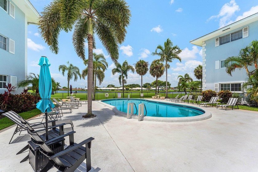 Top floor corner unit with panoramic views of the golf course - photo 26