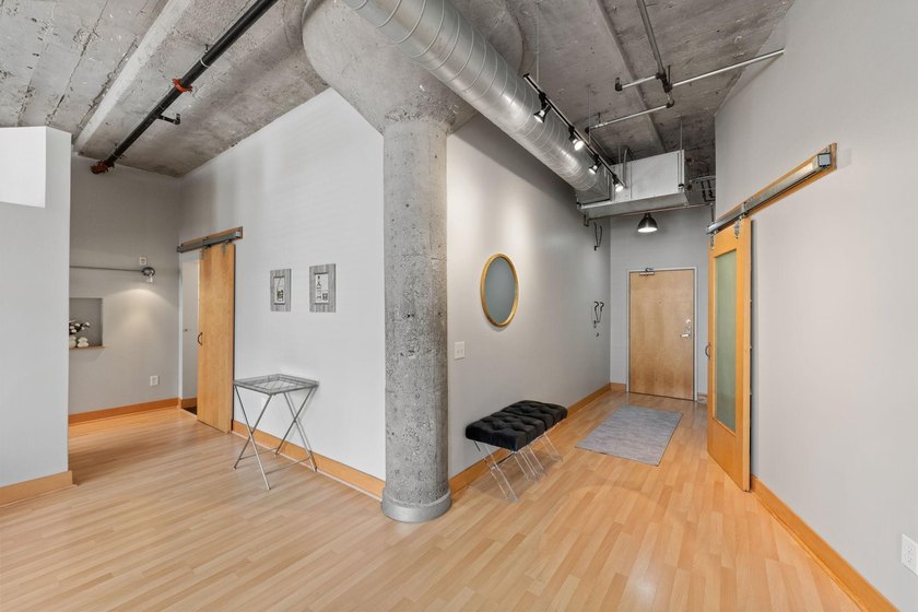 Move-in ready 918 Loft with two parking spaces: one garage, one - photo 8