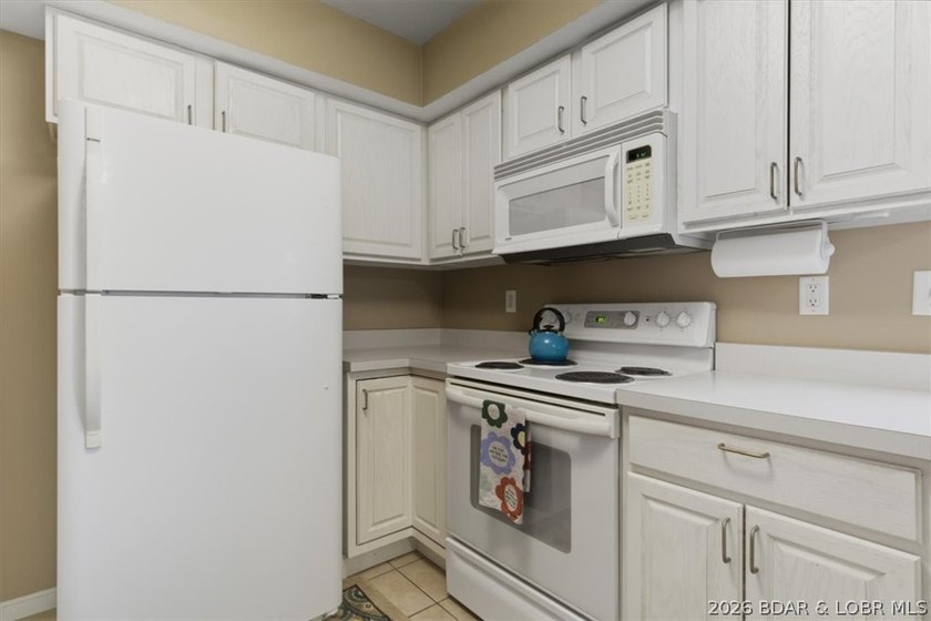 Explore this beautiful 2-bedroom, 1.5-bath townhouse located in - photo 12