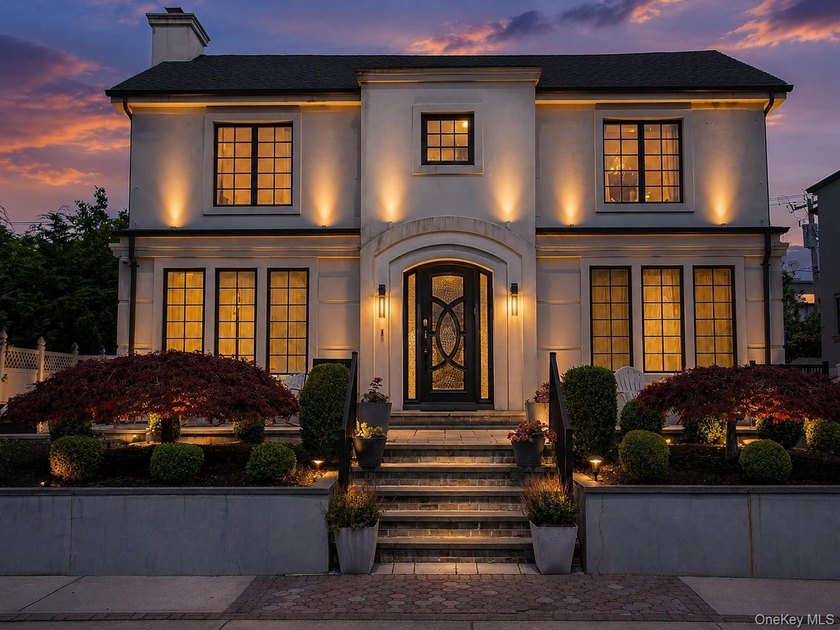 Welcome to your own private coastal retreat, where luxury - photo 3