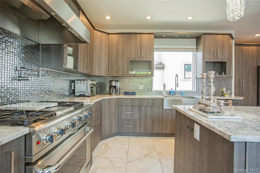 Welcome to your own private coastal retreat, where luxury - photo 10