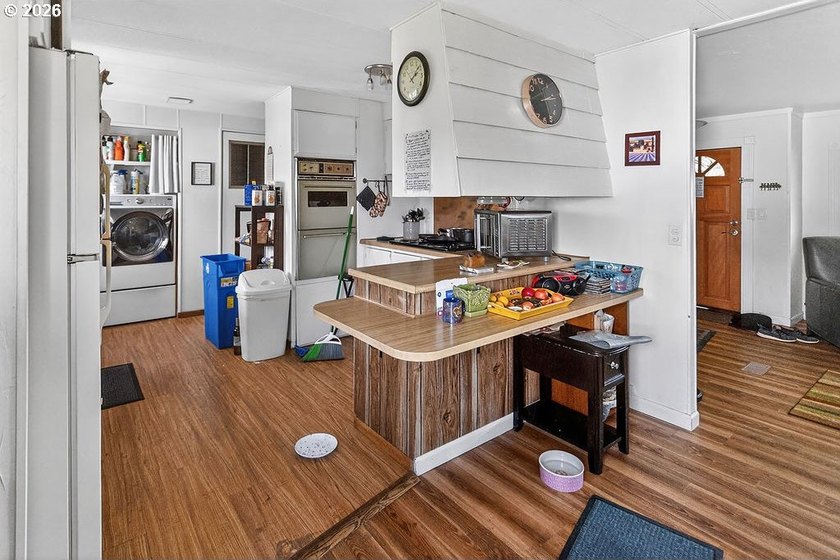 Huge price drop! Home sold as is and in need of some repairs - photo 19