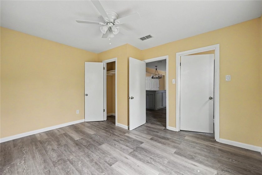 Totally remodeled 3-bedroom,2-bathroom home located in the - photo 20