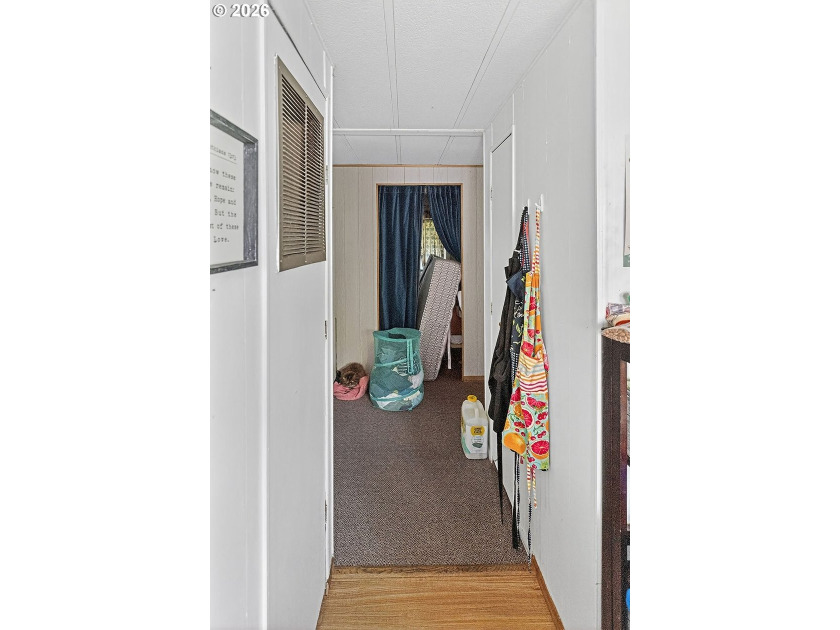 Huge price drop! Home sold as is and in need of some repairs - photo 25