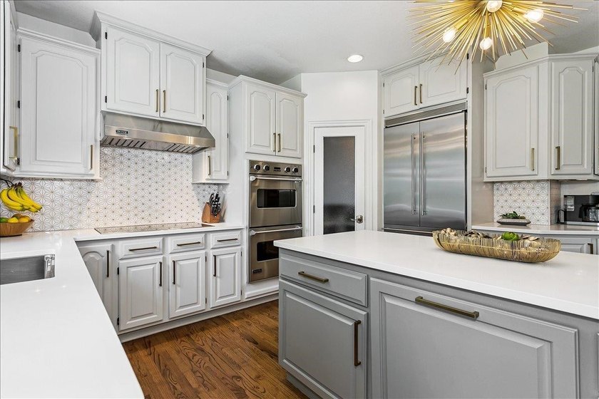 This beautiful 2 story home offers 5,274 square feet of - photo 12