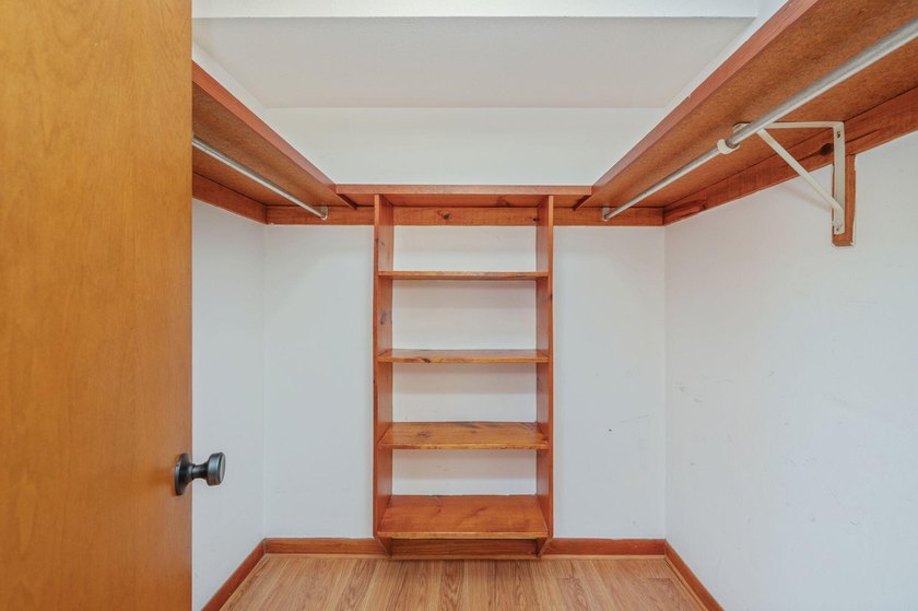 Move-in ready and even better--seller to install new siding &amp; a - photo 21