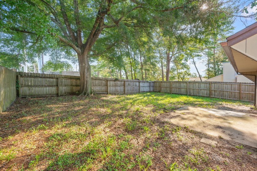 Move-in ready and even better--seller to install new siding &amp; a - photo 29