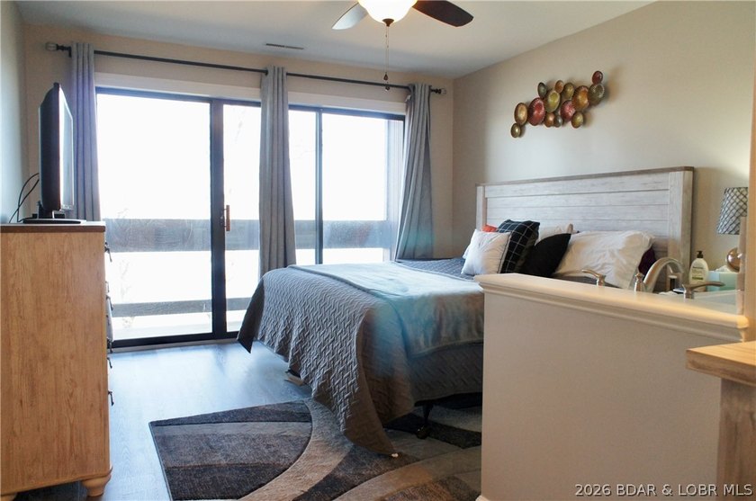 No other complex has all of the amenities as the KNOLLS. Indoor - photo 21