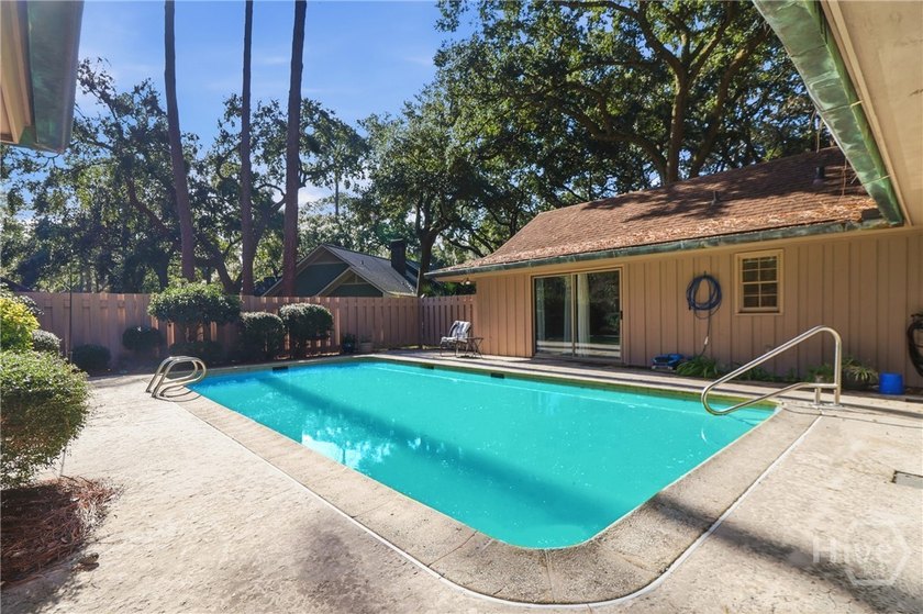 WELCOME TO THE BEAUTIFUL LANDINGS COMMUNITY. THIS WARM &amp; - photo 28