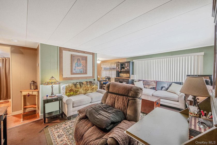 Charming 2-Bedroom Mobile Home in River Woods Welcome to this - photo 7