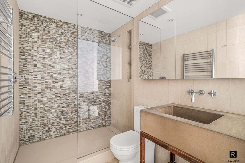 Welcome home to Townhouse 7 at The Cove Club. This uniquely - photo 6