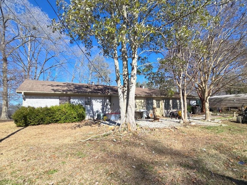 STUNNING PRIVATE ESTATE ON 10 ACRES IN MOOREVILLE SCHOOL - photo 25
