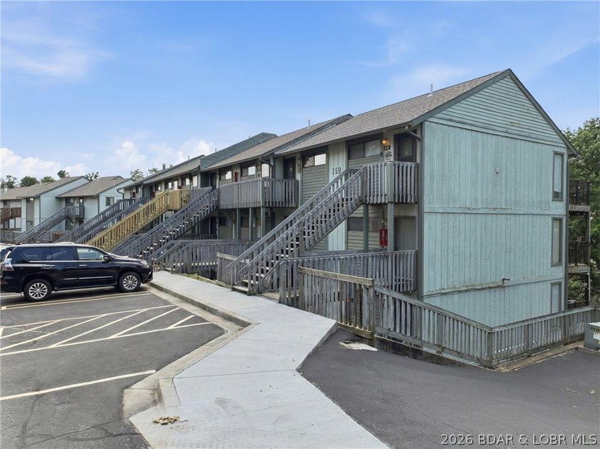Experience effortless lake living in this turnkey 1-bedroom - photo 13