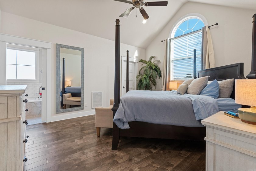 If you've been searching for a spacious home with water views in - photo 18