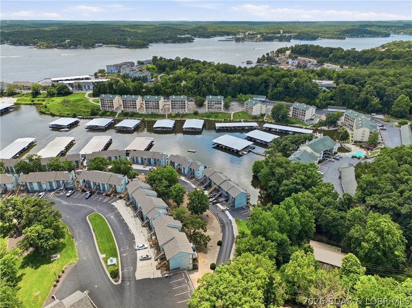 Experience effortless lake living in this turnkey 1-bedroom - photo 22